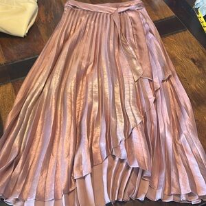 Maeve by Anthropologie Paulina pleated skirt size 2 rose gold